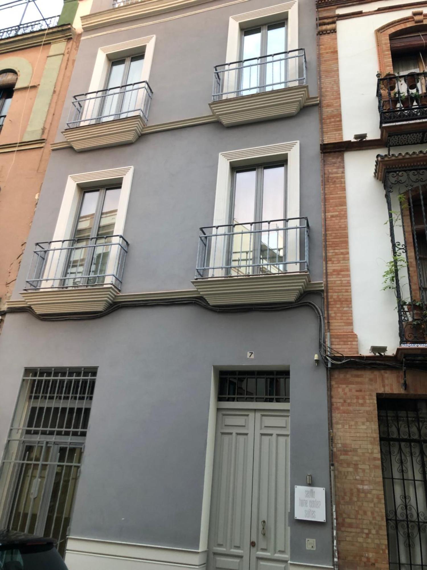 Sevilla Home Center Suites Exteriör bild
