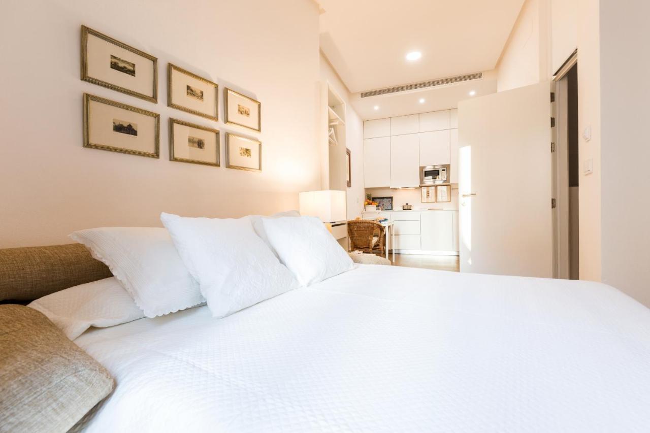 Sevilla Home Center Suites Exteriör bild