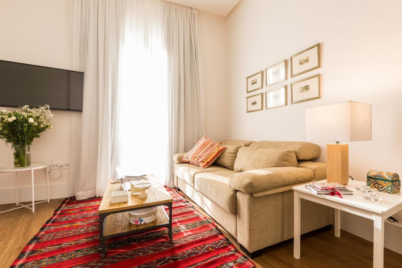 Sevilla Home Center Suites Exteriör bild